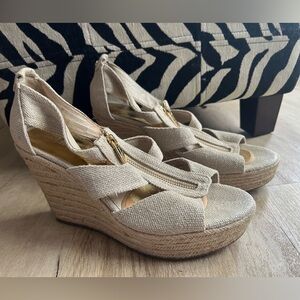 Michael Kors Damita cream canvas espadrilles platform wedge high heels size 9
